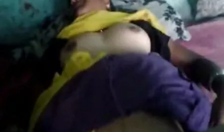Peeonher-thức dien vien phim jav nhat dậy với một nụ cười-uống đái