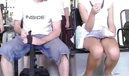 Đôi sex diễn viên nhật bản chân, ngón tay cho đến khi đầy với kem