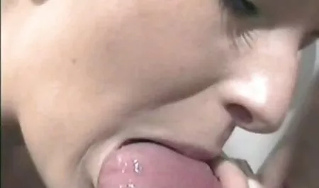 Mẹ điệu dien vien phim nguoi lon nhat ban nhảy và t, thổi kèn,